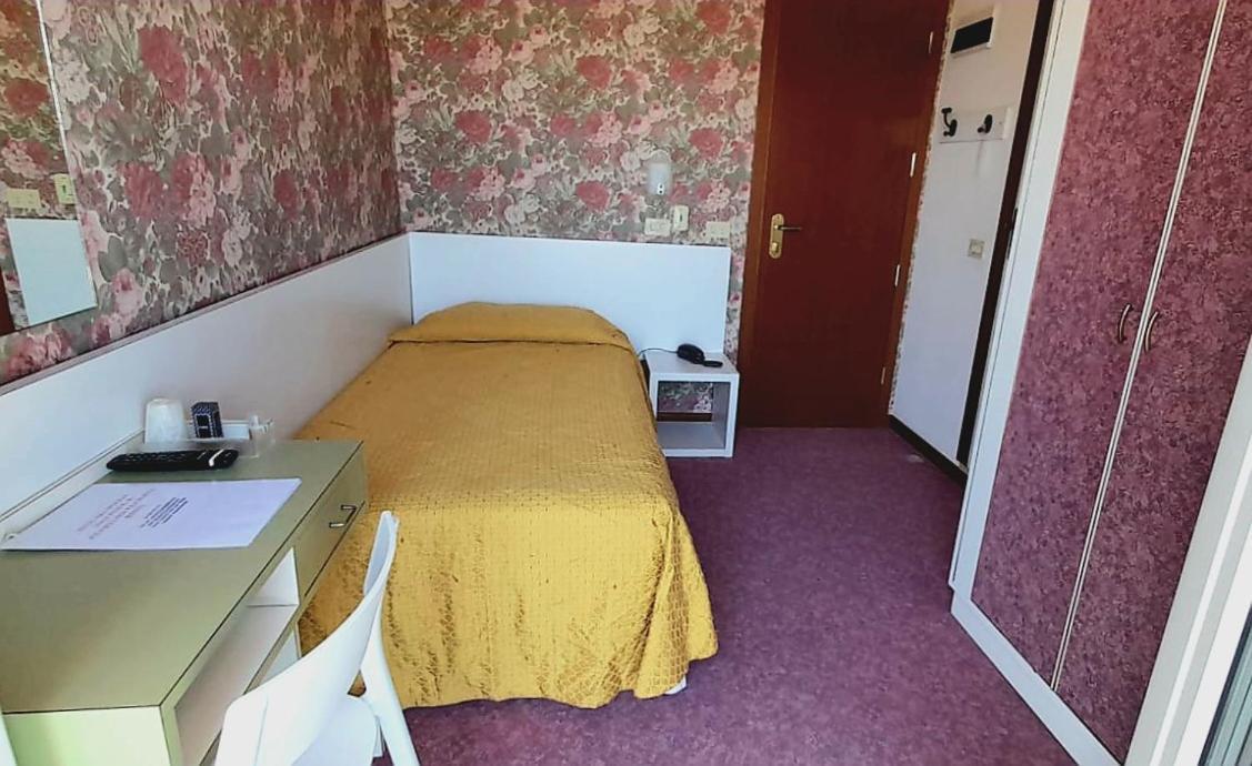 Hotel Igea Spiaggia Bellaria-Igea Marina Exteriör bild